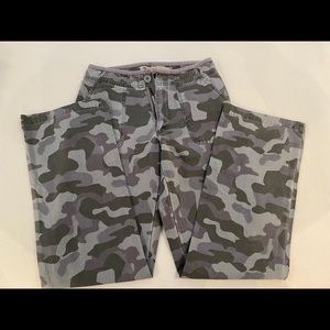 Cabelas girls cargo pants